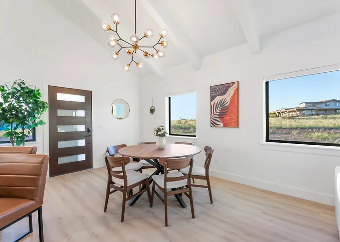 Luxe Desert Retreat - Near Grand Canyon South Rim Villa *