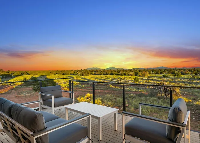 Villa Luxe Desert Retreat - Near Grand Canyon South Rim Valle
