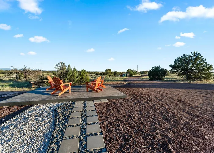 Luxe Desert Retreat - Near Grand Canyon South Rim